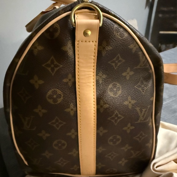 Louis Vuitton Monogram Keepall Size 50 Travel Duffle Bag - Picture 8 of 16